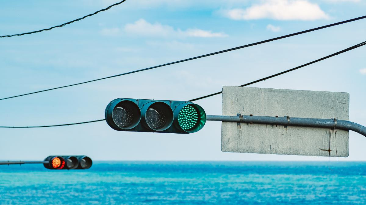 交付人頭帳戶罰不罰——立法／司法／行政的交鋒與折衝